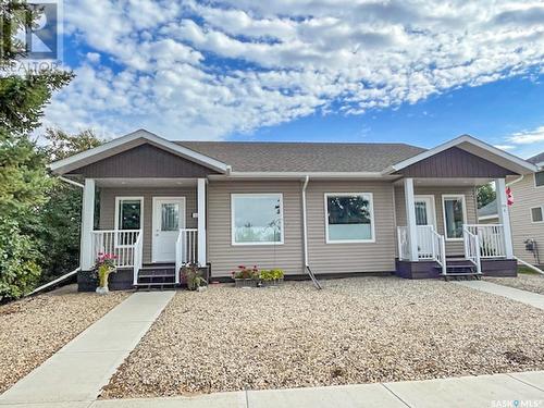 112N 1St Avenue N, St. Brieux, SK - Outdoor With Facade