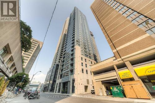 604 - 21 Balmuto Street, Toronto, ON - Outdoor With Facade