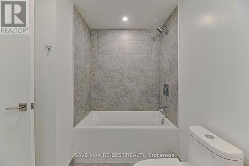 1903 - 82 Dalhousie Street, Toronto, ON - Indoor Photo Showing Bathroom