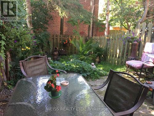 3 Khedive Avenue, Toronto, ON - Outdoor