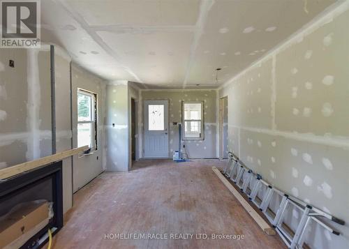 481 David Street, Gravenhurst, ON - Indoor Photo Showing Other Room