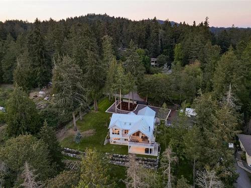 471 Green Mountain Rd, Saanich, BC 