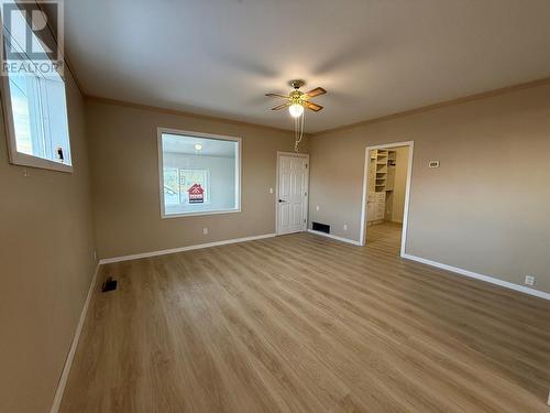 101 6Th Avenue S, Cranbrook, BC - Indoor Photo Showing Other Room