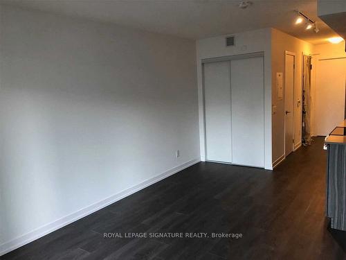 810-219 Dundas St E, Toronto, ON - Indoor Photo Showing Other Room