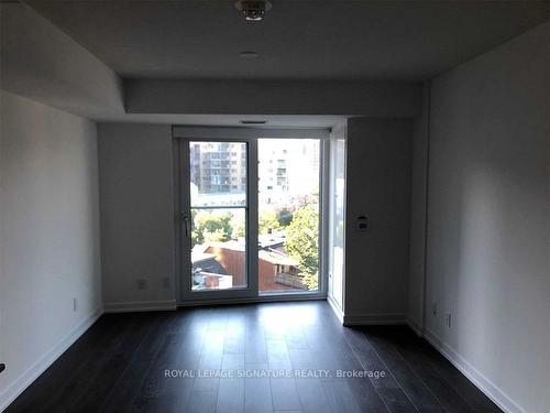 810-219 Dundas St E, Toronto, ON - Indoor Photo Showing Other Room