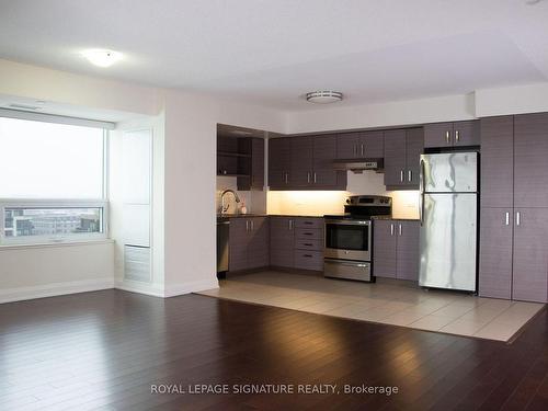 1503-1 Uptown Dr, Markham, ON - Indoor Photo Showing Kitchen