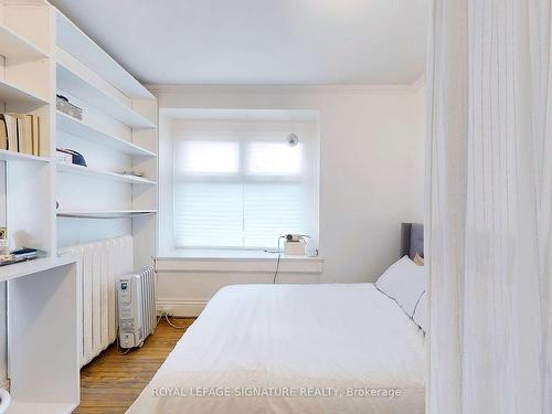 2-215 Pearson Ave, Toronto, ON - Indoor Photo Showing Bedroom