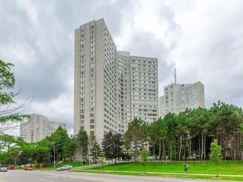 1707-3700 Kaneff Cres, Mississauga, ON - Outdoor With Facade