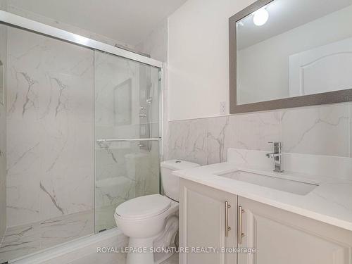 113-5530 Glen Erin Dr, Mississauga, ON - Indoor Photo Showing Bathroom