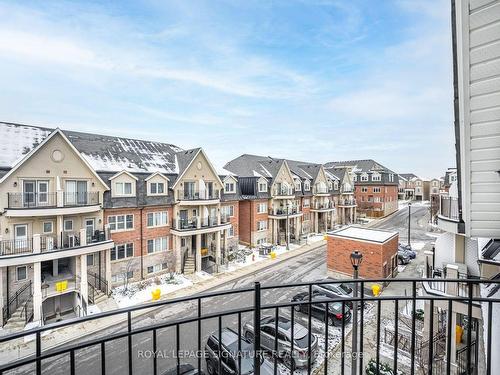 2903-2420 Baronwood Dr, Oakville, ON - Outdoor With Balcony