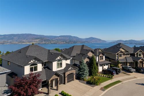 5330 Ptarmigan Street, Kelowna, BC - Outdoor With Facade