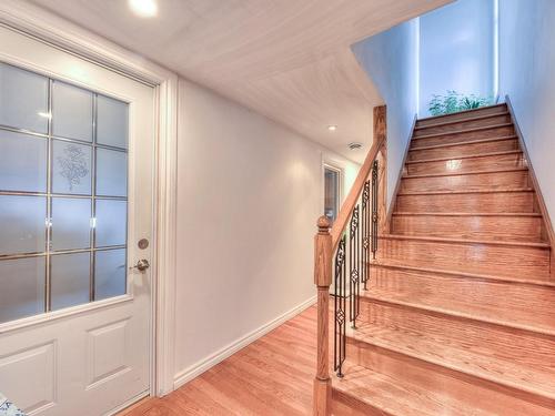 Escalier - 38 22E Avenue, Sainte-Marthe-Sur-Le-Lac, QC - Indoor Photo Showing Other Room