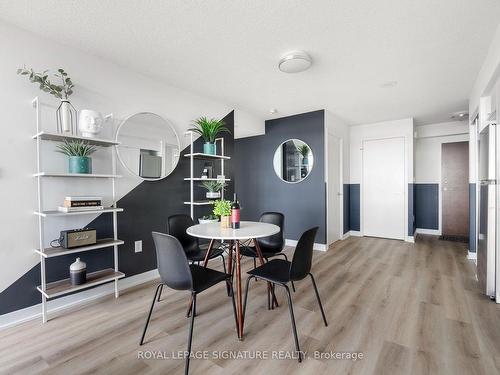 1209-21 Iceboat Terr, Toronto, ON - Indoor Photo Showing Dining Room