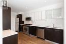 203 935 W 16Th Street, North Vancouver, BC  - Indoor Photo Showing Kitchen 