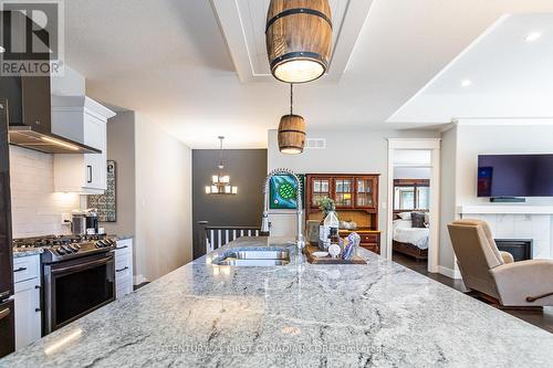 7 Sunrise Lane, Lambton Shores (Grand Bend), ON - Indoor Photo Showing Kitchen With Upgraded Kitchen