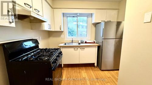 138 - 230 Clarke Road, London, ON - Indoor Photo Showing Kitchen