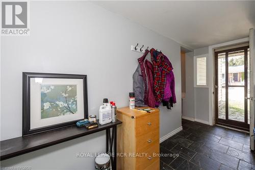 975 5Th W, Owen Sound, ON - Indoor Photo Showing Other Room