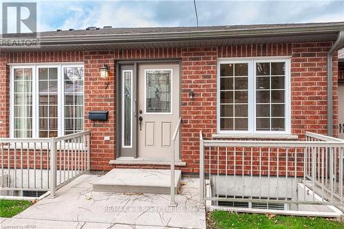 7 - 20 Huron Street N, St. Marys, ON - Outdoor