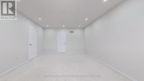 214 Whites Hill Avenue, Markham, ON - Indoor Photo Showing Other Room