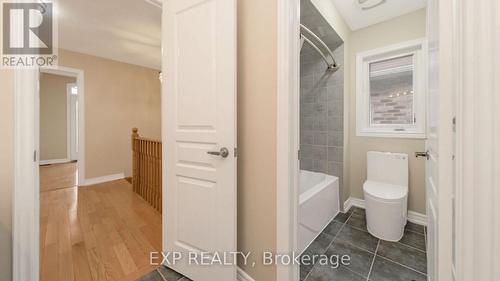 7 Wynview Street, Brampton, ON - Indoor Photo Showing Bathroom