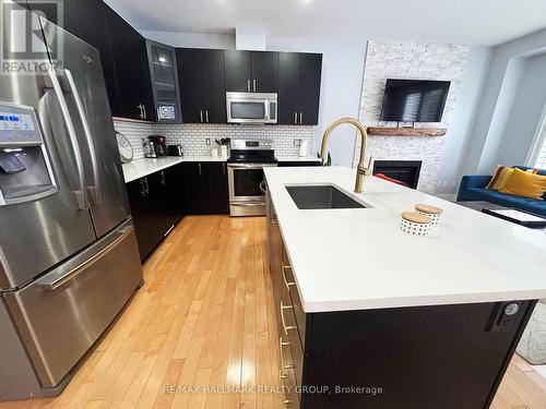 737 White Alder Avenue, Ottawa, ON - Indoor Photo Showing Kitchen With Stainless Steel Kitchen With Upgraded Kitchen