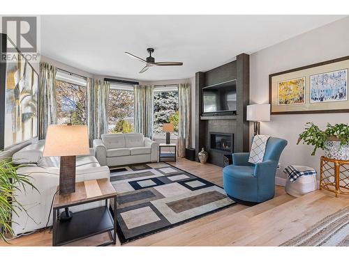 2663 Paula Road, West Kelowna, BC - Indoor Photo Showing Living Room With Fireplace