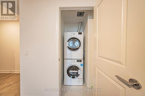 A2606 - 30 Upper Mall Way, Vaughan, ON - Indoor Photo Showing Laundry Room