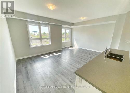 6705 Cropp Street, Niagara Falls, ON - Indoor Photo Showing Other Room