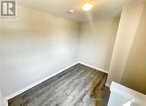 6705 Cropp Street, Niagara Falls, ON - Indoor Photo Showing Other Room