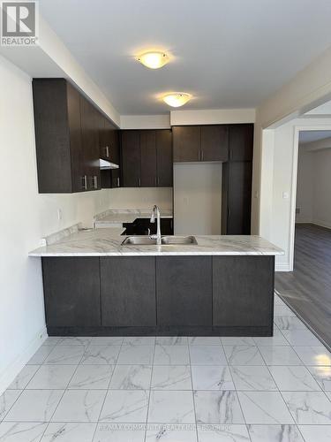 2225 Crystal Drive, Oshawa, ON - Indoor Photo Showing Kitchen With Double Sink