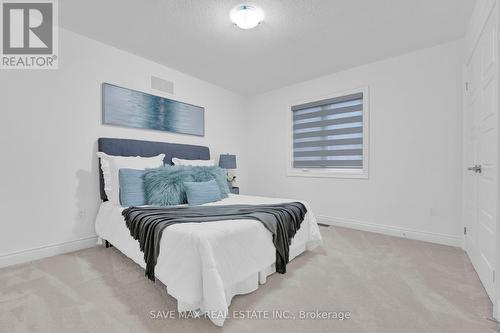 112 Holland Vista Street, East Gwillimbury, ON - Indoor Photo Showing Bedroom