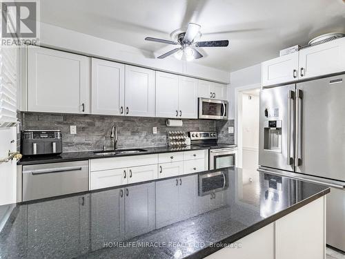 83 Nanwood Drive, Brampton, ON - Indoor Photo Showing Kitchen With Upgraded Kitchen