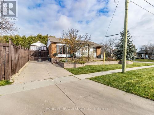 83 Nanwood Drive, Brampton, ON - Outdoor