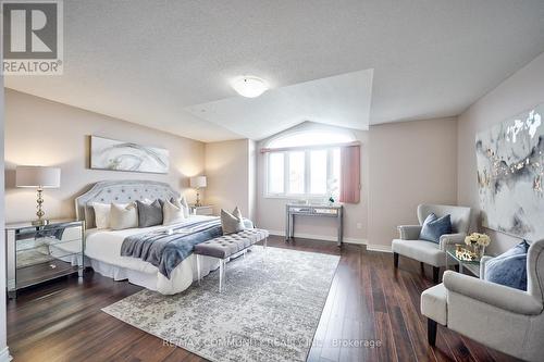 3 Resolute Drive, Hamilton, ON - Indoor Photo Showing Bedroom