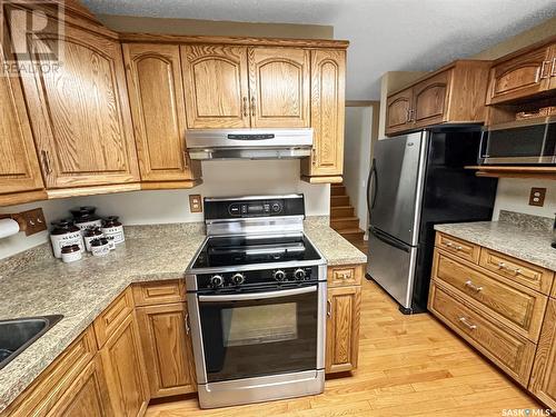 234 Burke Crescent, Swift Current, SK - Indoor Photo Showing Kitchen