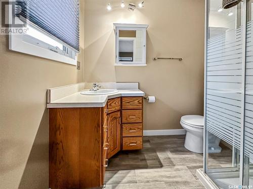 234 Burke Crescent, Swift Current, SK - Indoor Photo Showing Bathroom