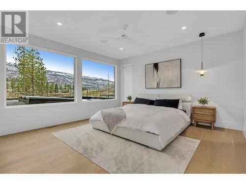 1297 Jack Smith Road, Kelowna, BC - Indoor Photo Showing Bedroom