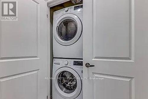 512 - 39 New Delhi Drive, Markham, ON - Indoor Photo Showing Laundry Room