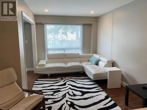 23 - 2 Bernick Drive, Barrie, ON - Indoor Photo Showing Living Room