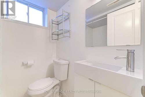 249 Snowden Road, Oakville, ON - Indoor Photo Showing Bathroom