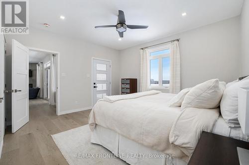 462 Althorpe Road E, Tay Valley, ON - Indoor Photo Showing Bedroom