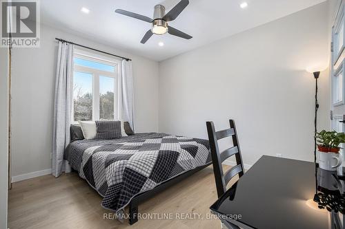 462 Althorpe Road E, Tay Valley, ON - Indoor Photo Showing Bedroom