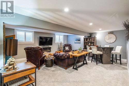 7 Sunrise Lane, Lambton Shores (Grand Bend), ON 