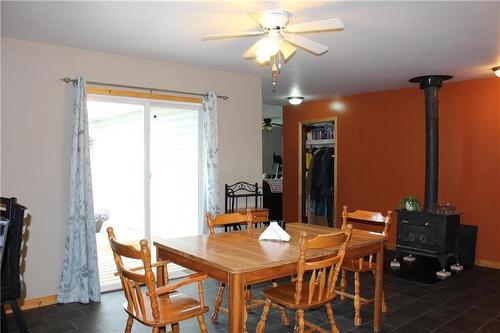 18013 124 N Road, Arnes, MB - Indoor Photo Showing Dining Room