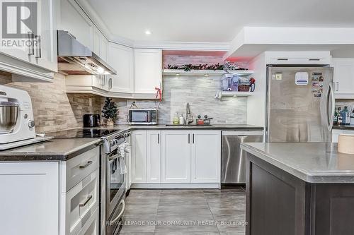 Lower - 8 David Gohn Circle, Markham, ON - Indoor Photo Showing Kitchen