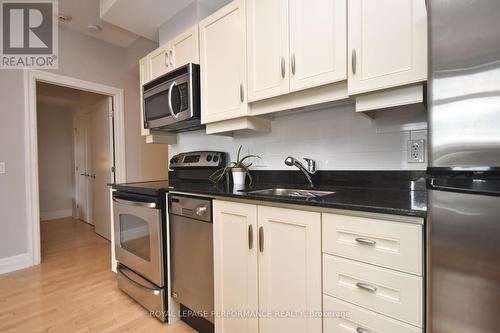 408 - 245 Kent Street, Ottawa, ON - Indoor Photo Showing Kitchen