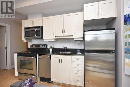 408 - 245 Kent Street, Ottawa, ON - Indoor Photo Showing Kitchen