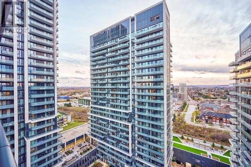 1701 - 75 Oneida Crescent, Richmond Hill, ON - Outdoor With Facade