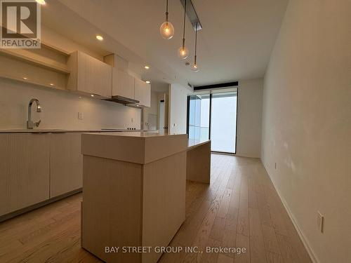 3607 - 16 Bonnycastle Street, Toronto, ON - Indoor Photo Showing Kitchen