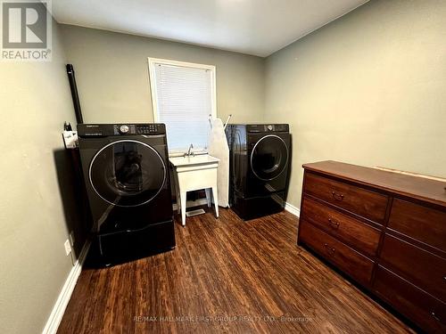 10 Heber Down Crescent, Whitby, ON - Indoor Photo Showing Laundry Room